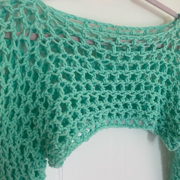 Handmade crochet shrug - Picture 2 of 2